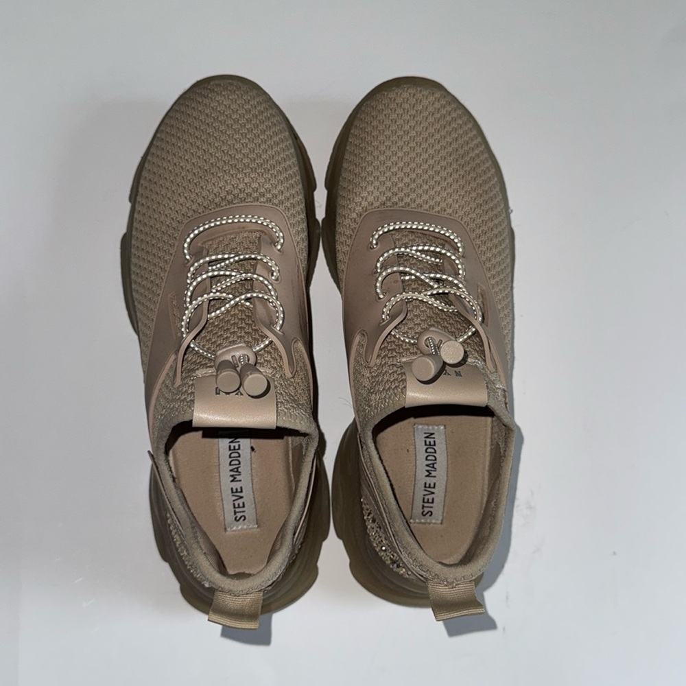 Steve Madden Sneakers